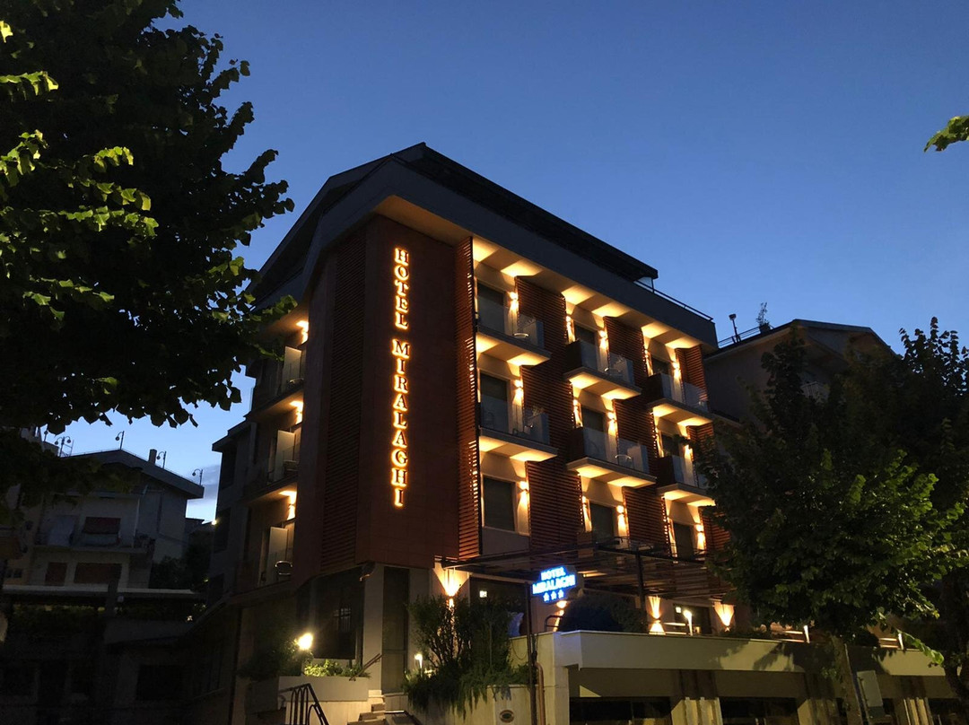 Hotel Miralaghi Family e sport