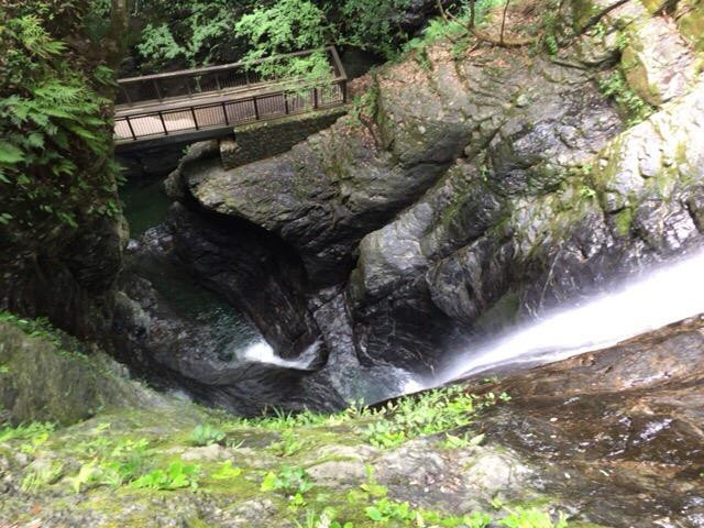 Seirei no Taki Waterfall景点图片