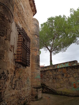 Hospital y Ermita del Remedio-Cifuentes必去景点