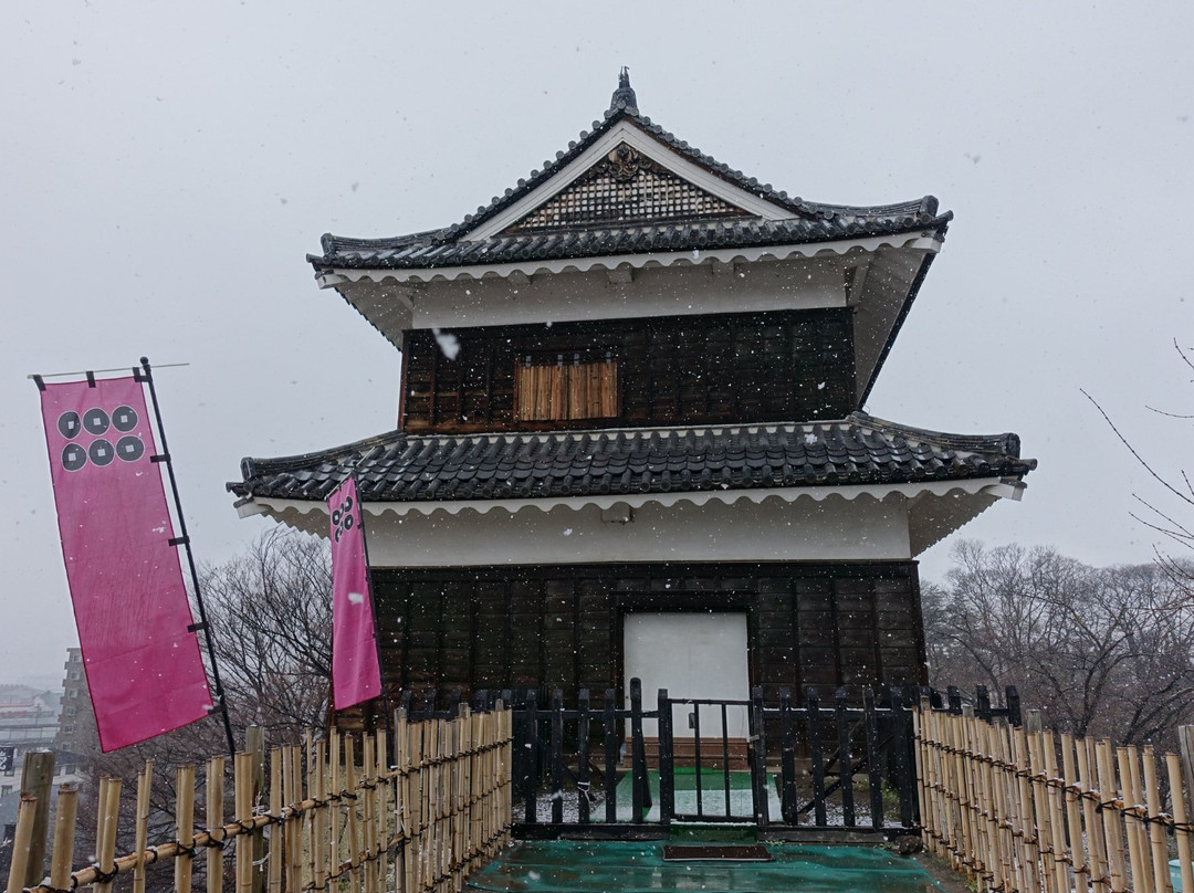 Uedajo Minamiyagura Kitayagura Yaguramon-上田市必去景点
