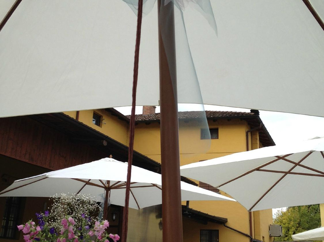 Castiglione d'Adda餐馆和美食-Osteria La Vecchia Corte