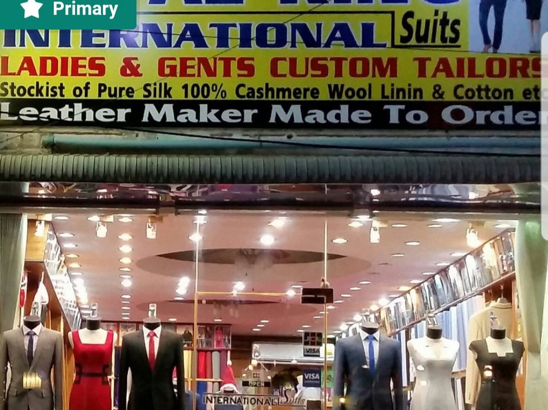 Royal King International Suits-查汶海滩必去景点