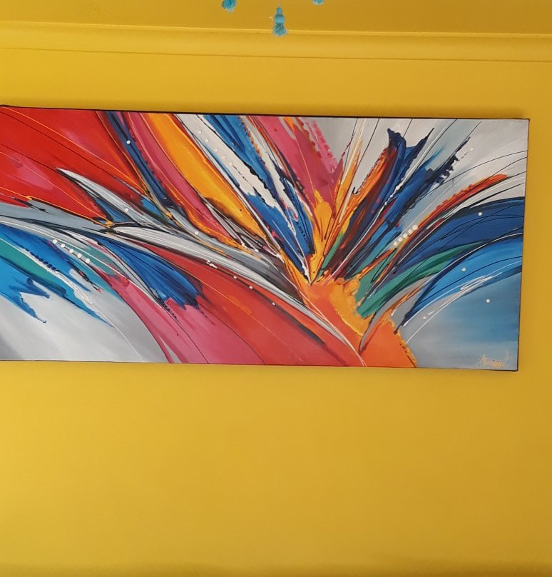 Apichart art gallery