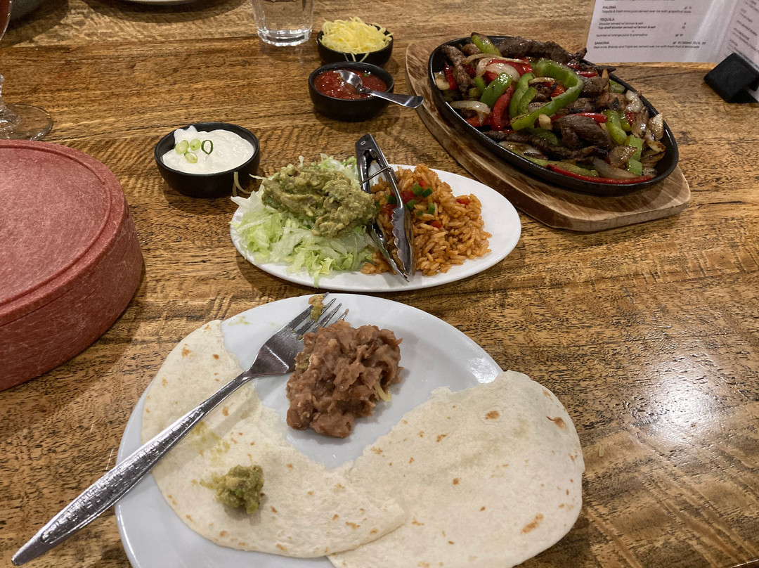 Sambreros Tex-Mex Cantina