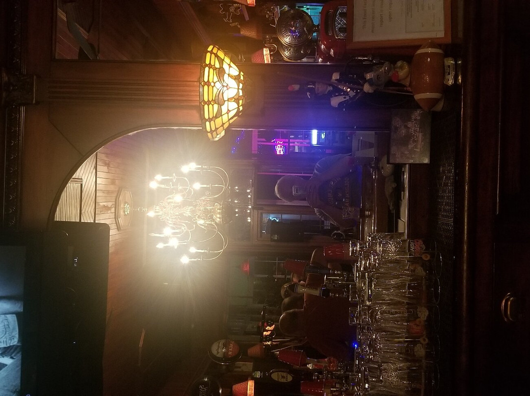 Moonshadow Inn