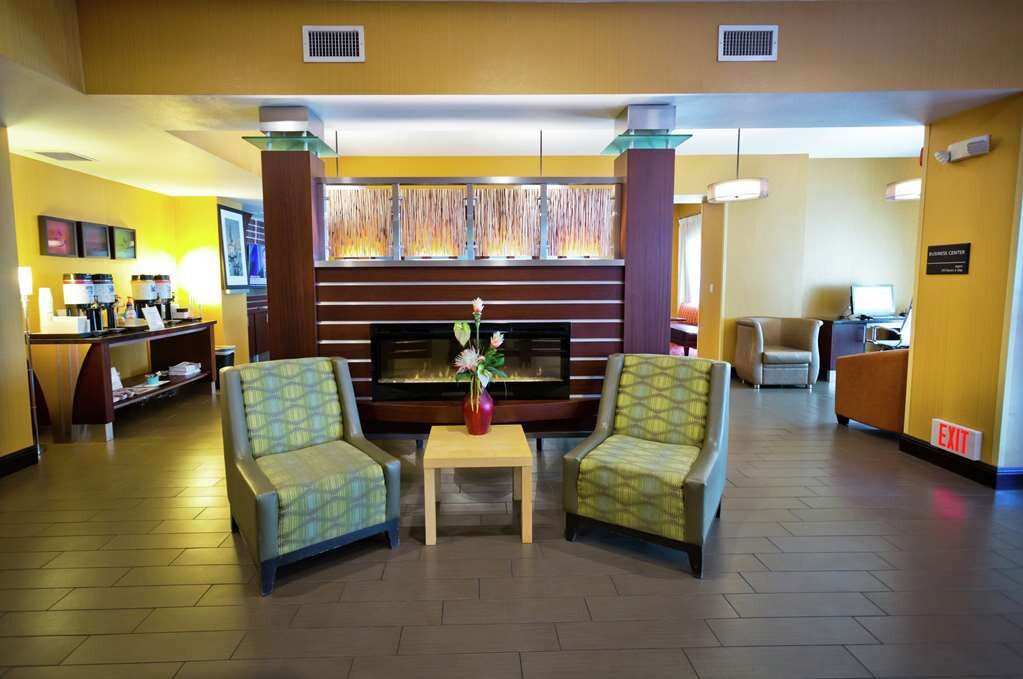 Hampton Inn & Suites Sacramento-Cal Expo主图