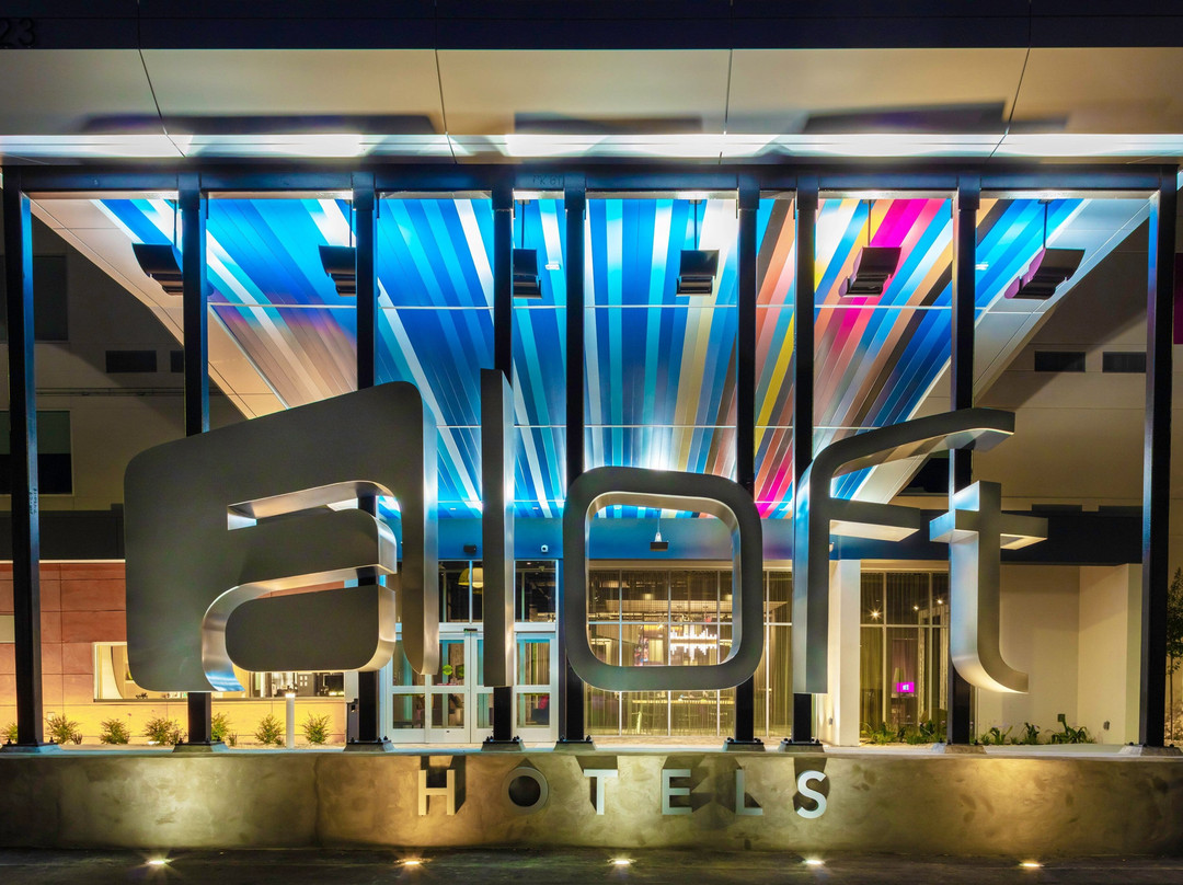 Aloft Savannah Airport主图