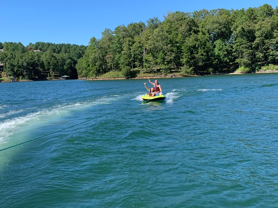 Lake Vibes-Seneca必去景点