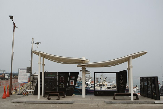 Hongwon Port