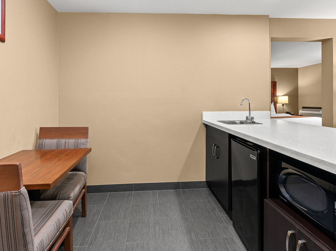 Comfort Inn & Suites Beaverton - Portland West主图