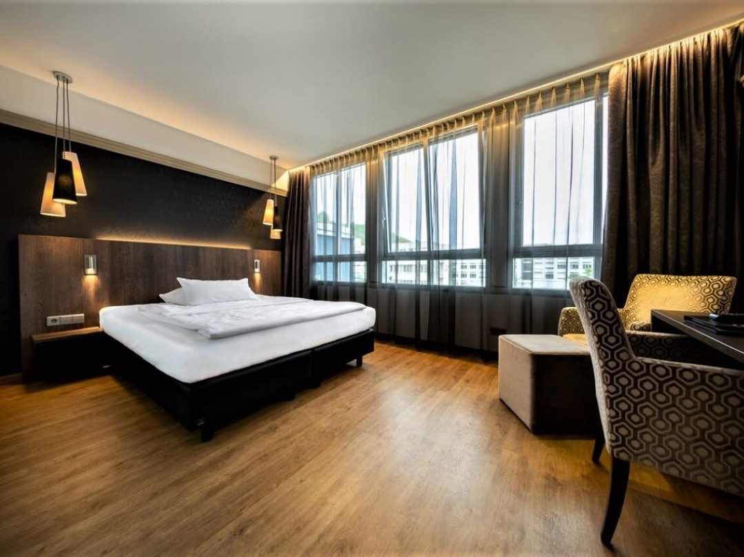 Kronenhotel Stuttgart主图