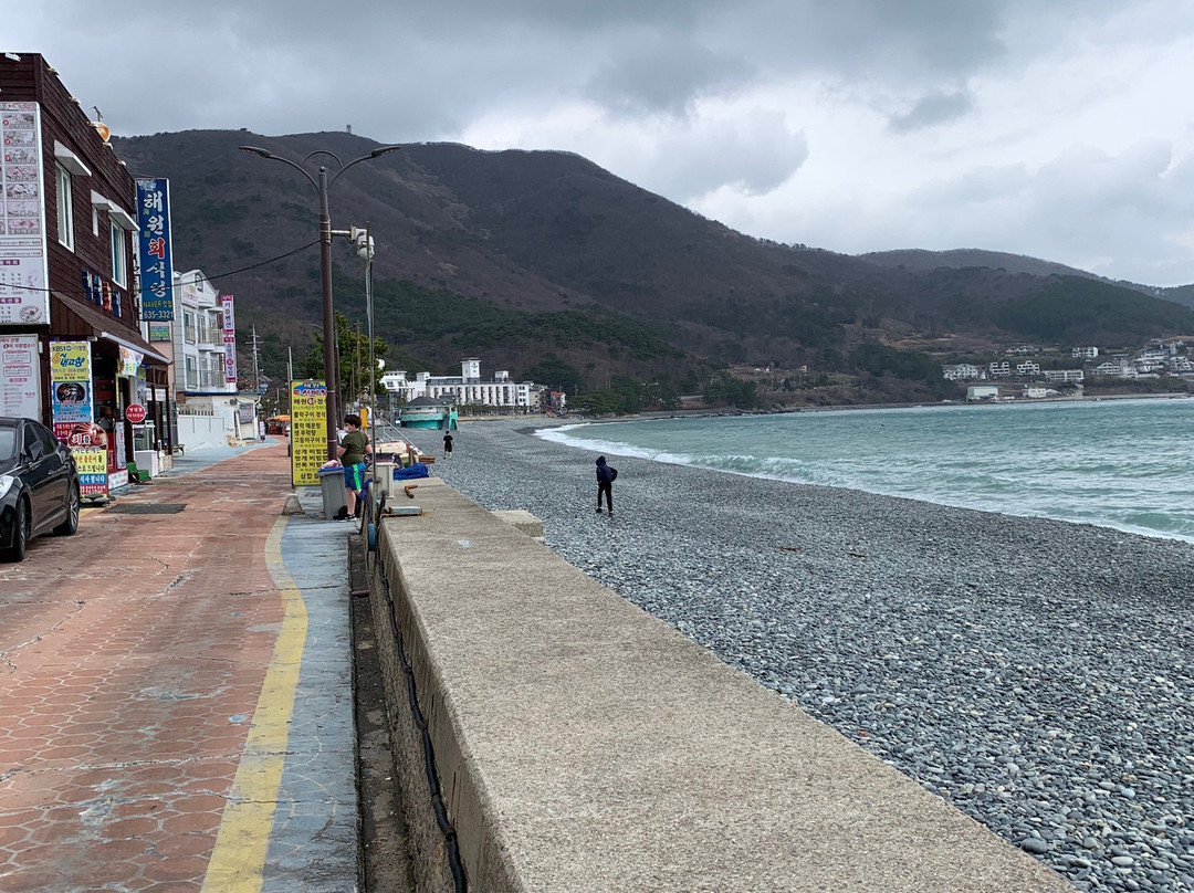 Hakdong Mongdol Beach-巨济市必去景点