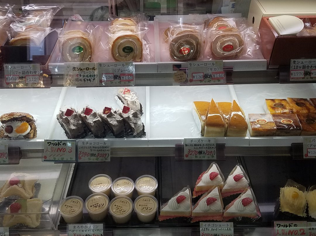 ワールド洋菓子琴平店