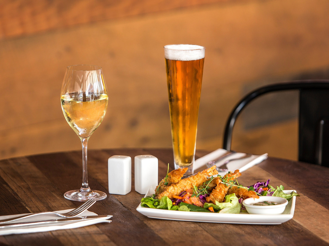 麦凯河流印记盛橡酒店主图