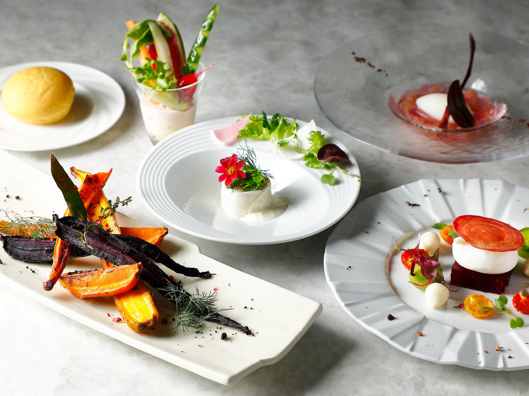 Yoyogi餐馆和美食-Southern Tower Dining