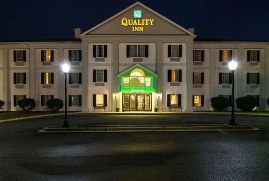 Quality Inn Crestview Near Eglin AFB主图