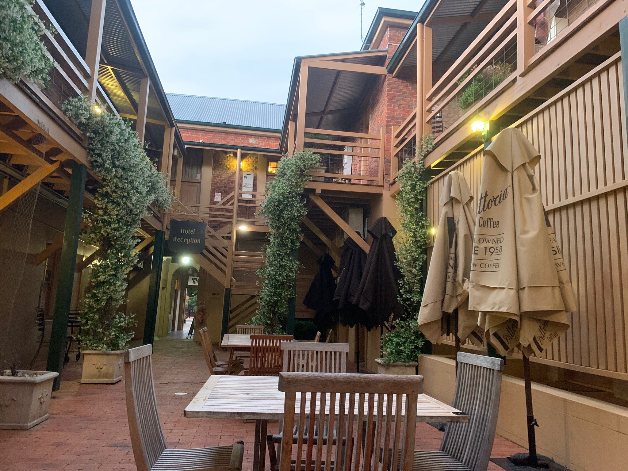 Cobb & Co Court Boutique Hotel-官方