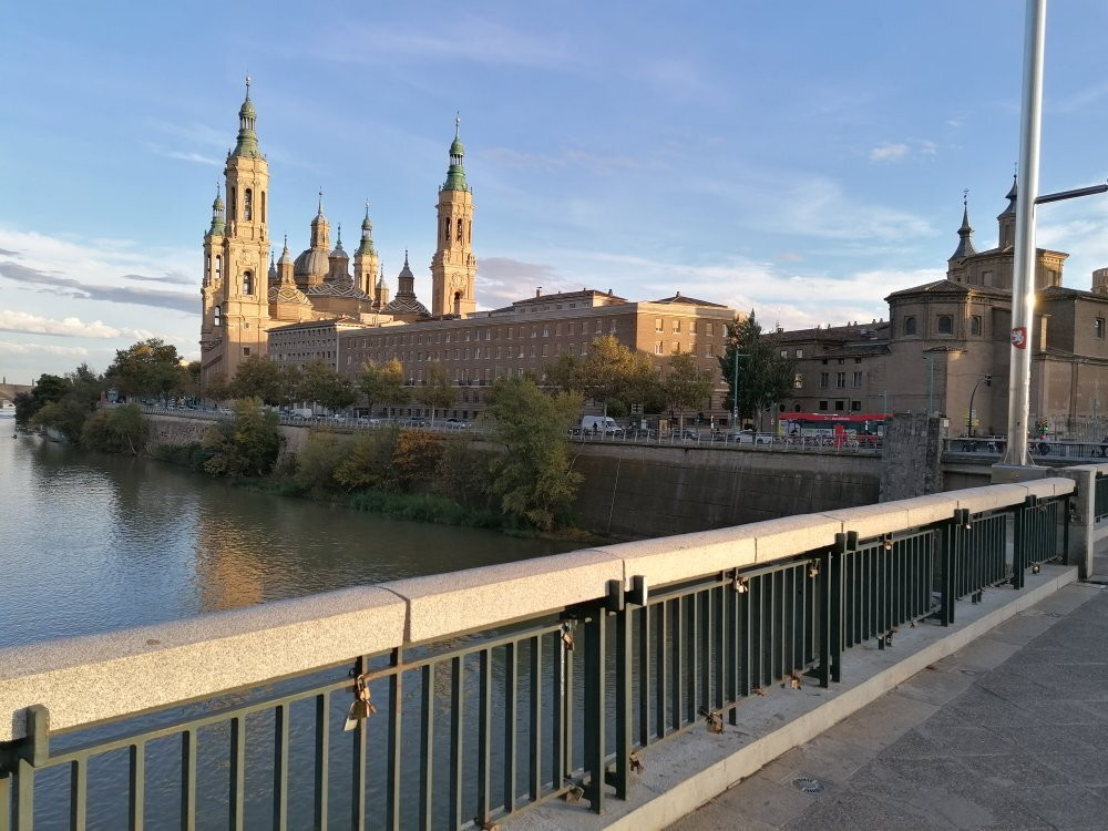 Puente de Santiago-萨拉戈萨省必去景点