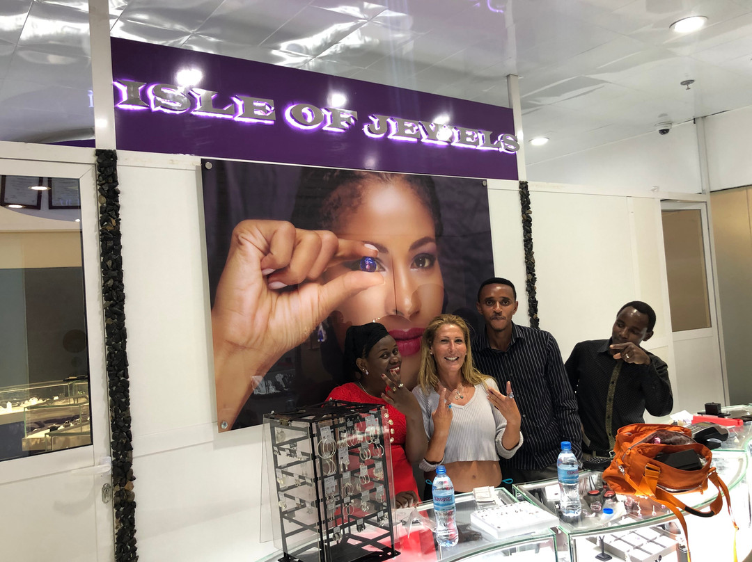 Isle of Jewels-阿鲁沙必去景点