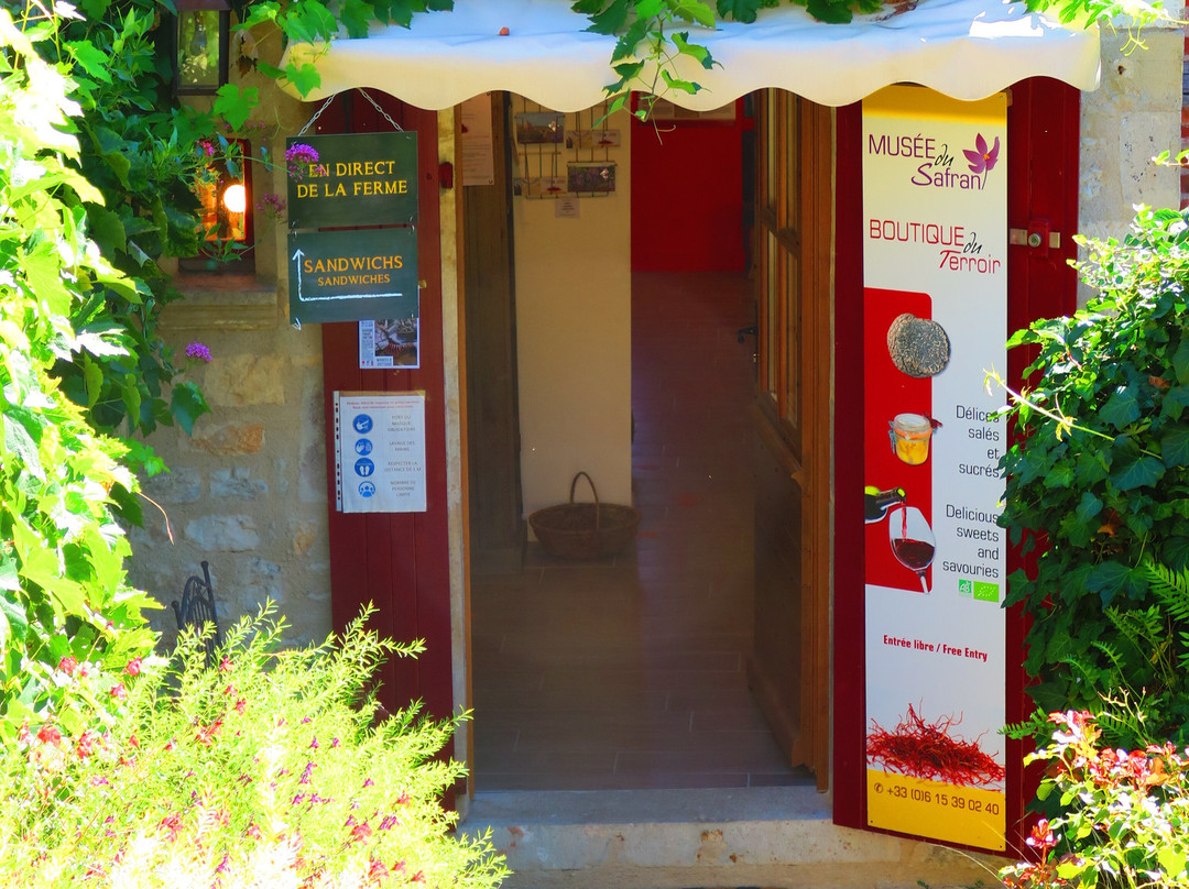 Saveurs et Safran-Saint-Cirq-Lapopie必去景点