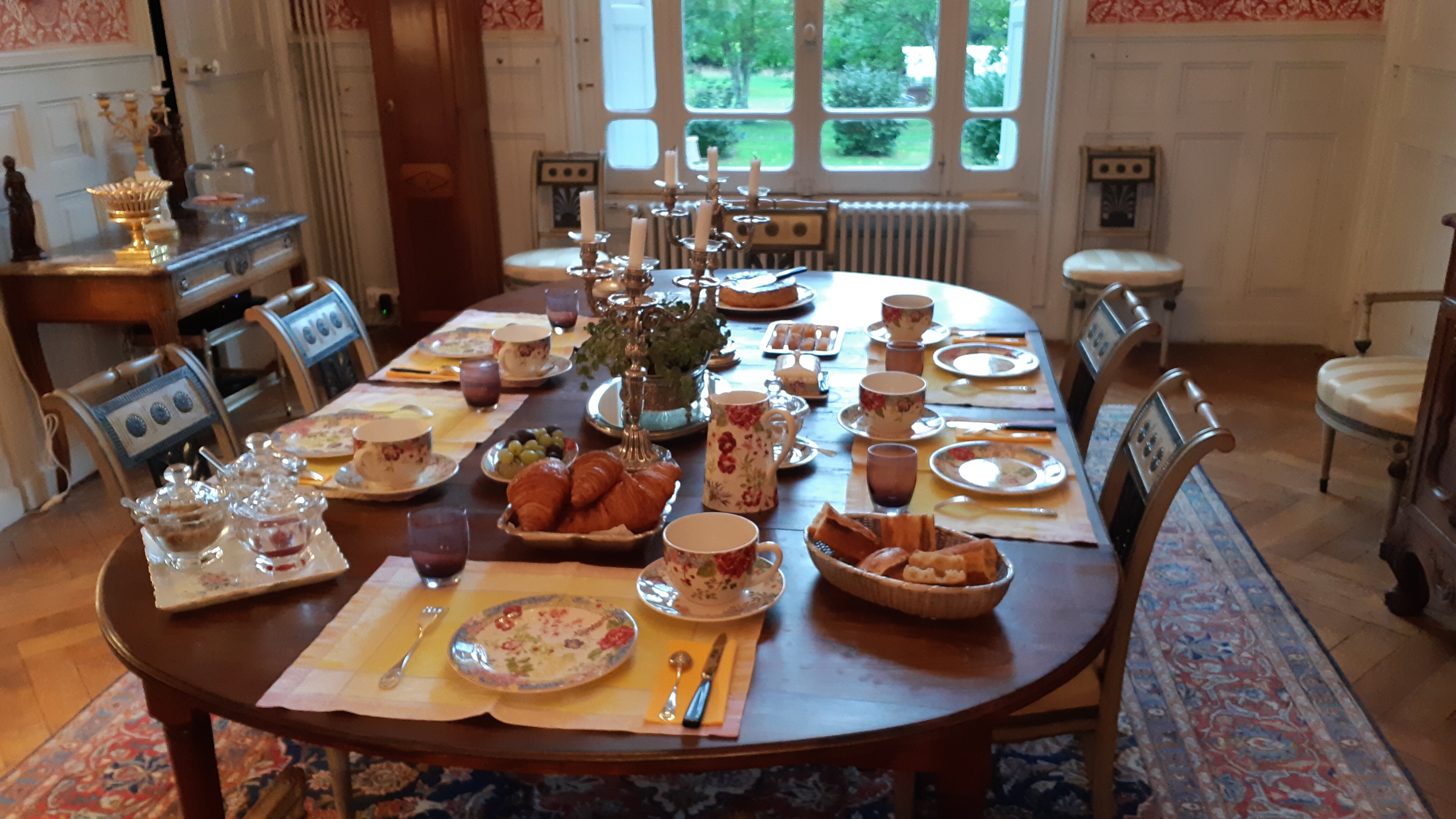 Chateau de Hieville-餐饮