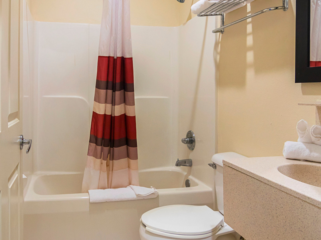 Red Roof Inn & Suites Lake Orion / Auburn Hills主图