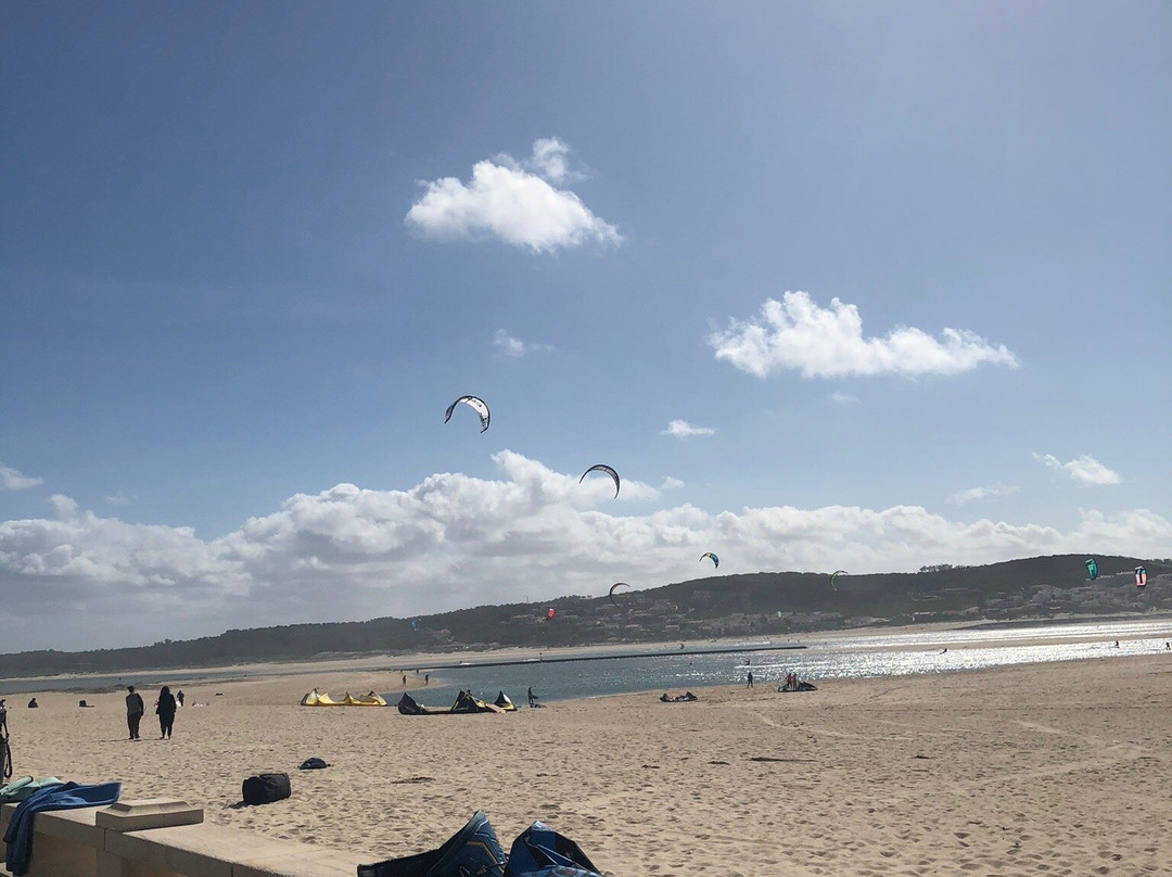 Praia da Foz do Arelho景点图片