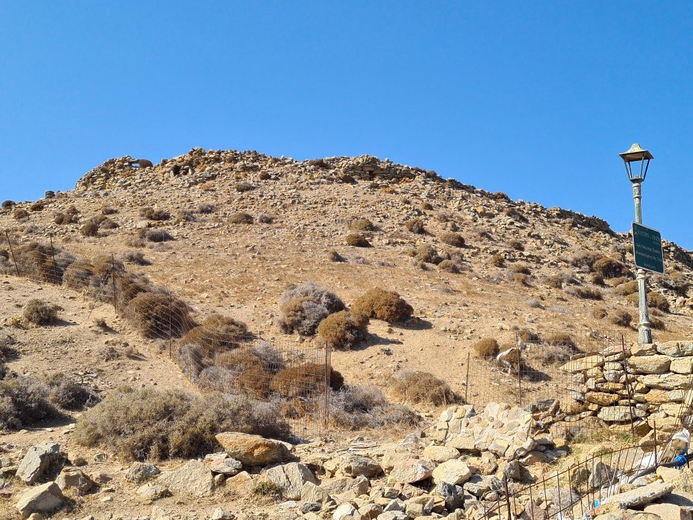 Monastery of Paleokastro景点图片