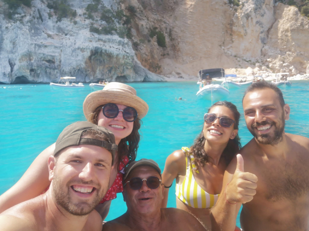 Blu Marine Gulf of Orosei Boat rental & Mini Cruises Box n°7-Cala Gonone必去景点