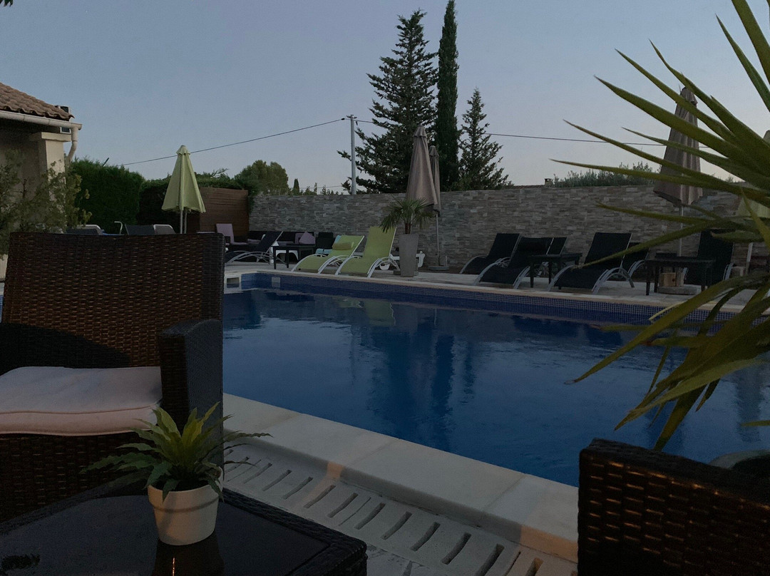 Le Mas des Amandiers主图