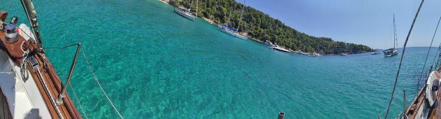 Ena Boat Tours by Mythical Adventures景点图片