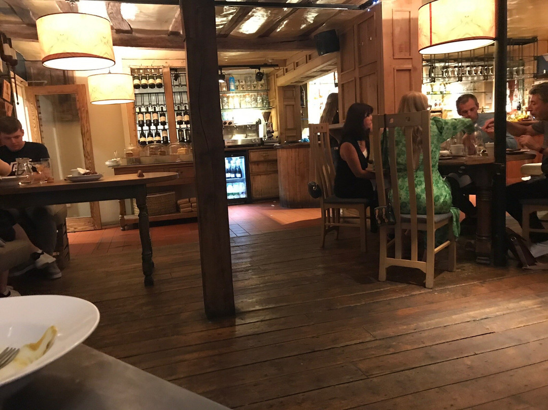The Cross Keys Hotel主图