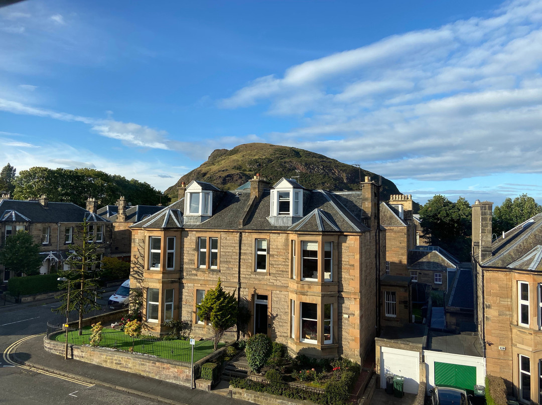 多尼亚同乐会酒店主图