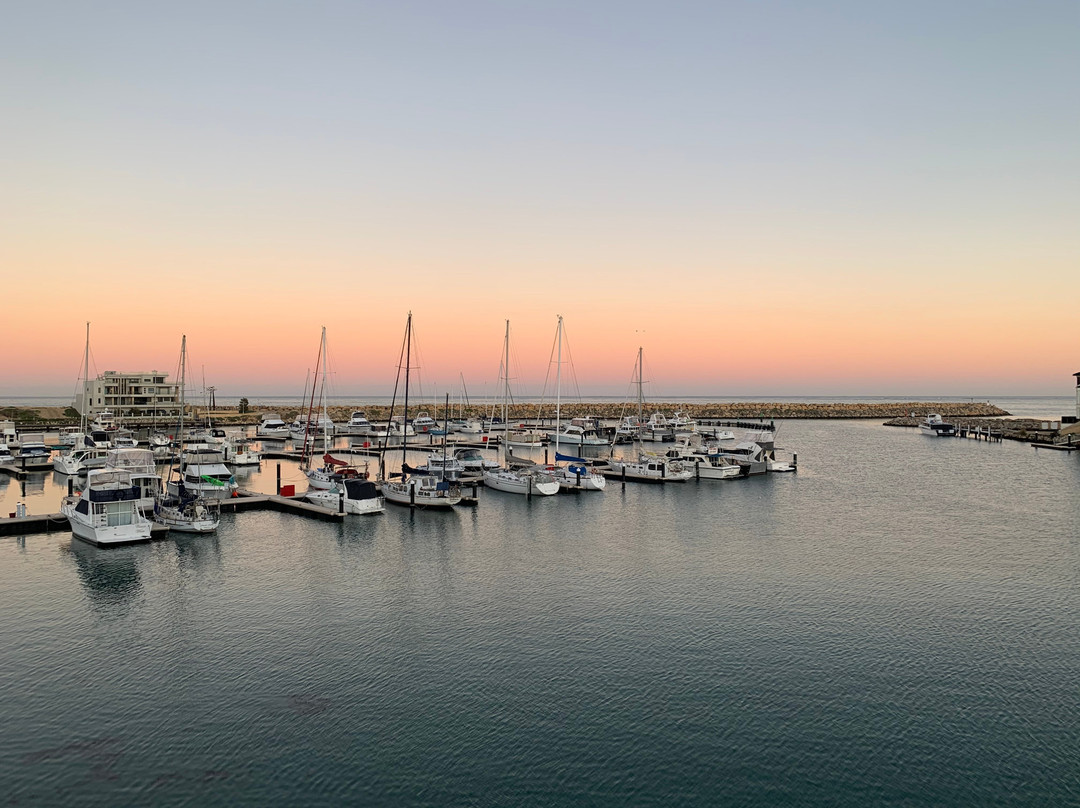 The Marina Hotel主图