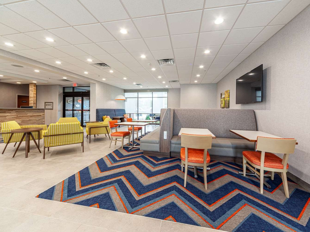 Hampton Inn Winchester North / Conference Center主图