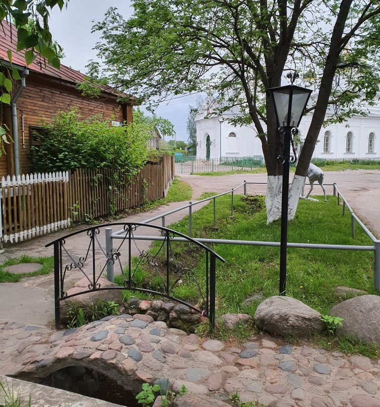 Stone Bridge of Wish Fulfillment-特维尔必去景点