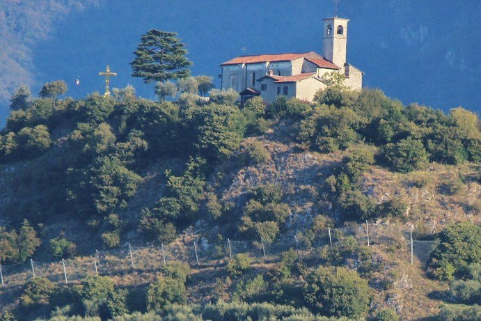 Chiesa Santi Pietro e Paolo a Pregasso di Marone-Marone必去景点