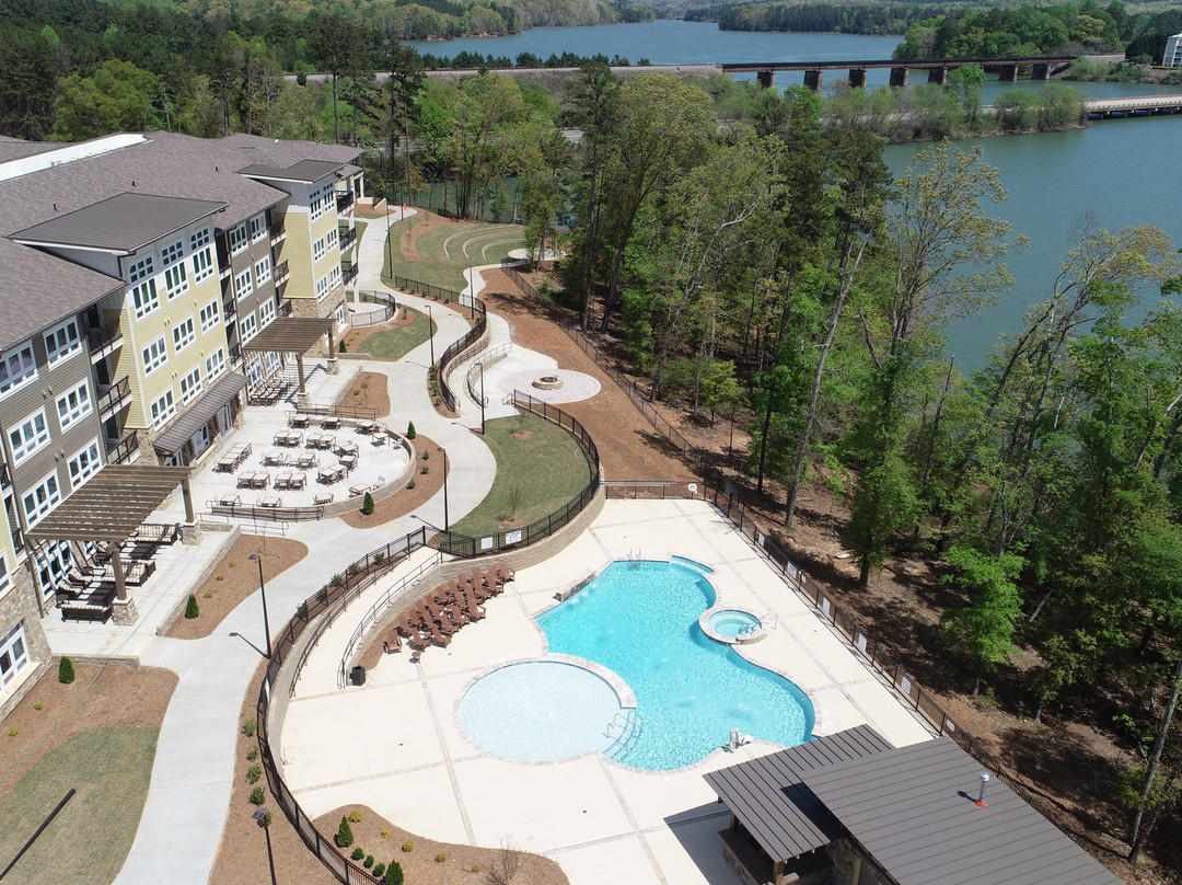 Lakeside Lodge Clemson主图