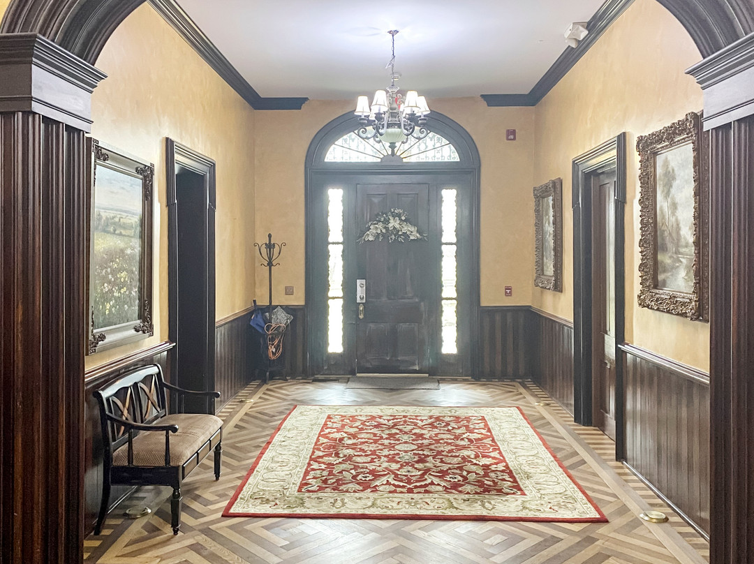 Falls Of Rough Resort主图