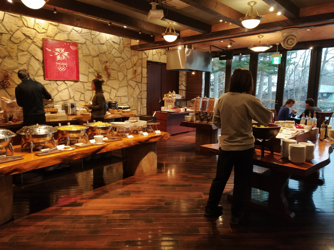 白马村酒店主图