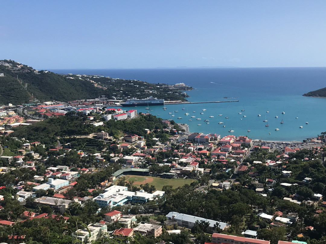 Charlotte Amalie Overlook景点图片