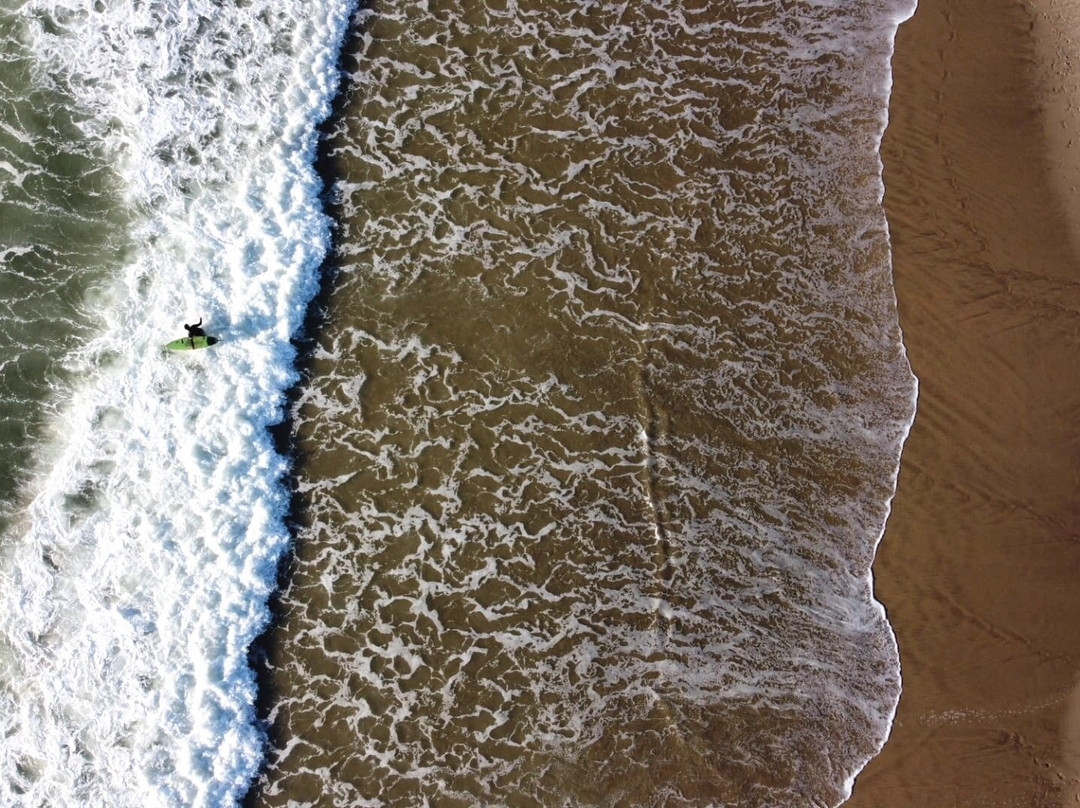 Linha de Onda - Surfing School-马托西纽什必去景点