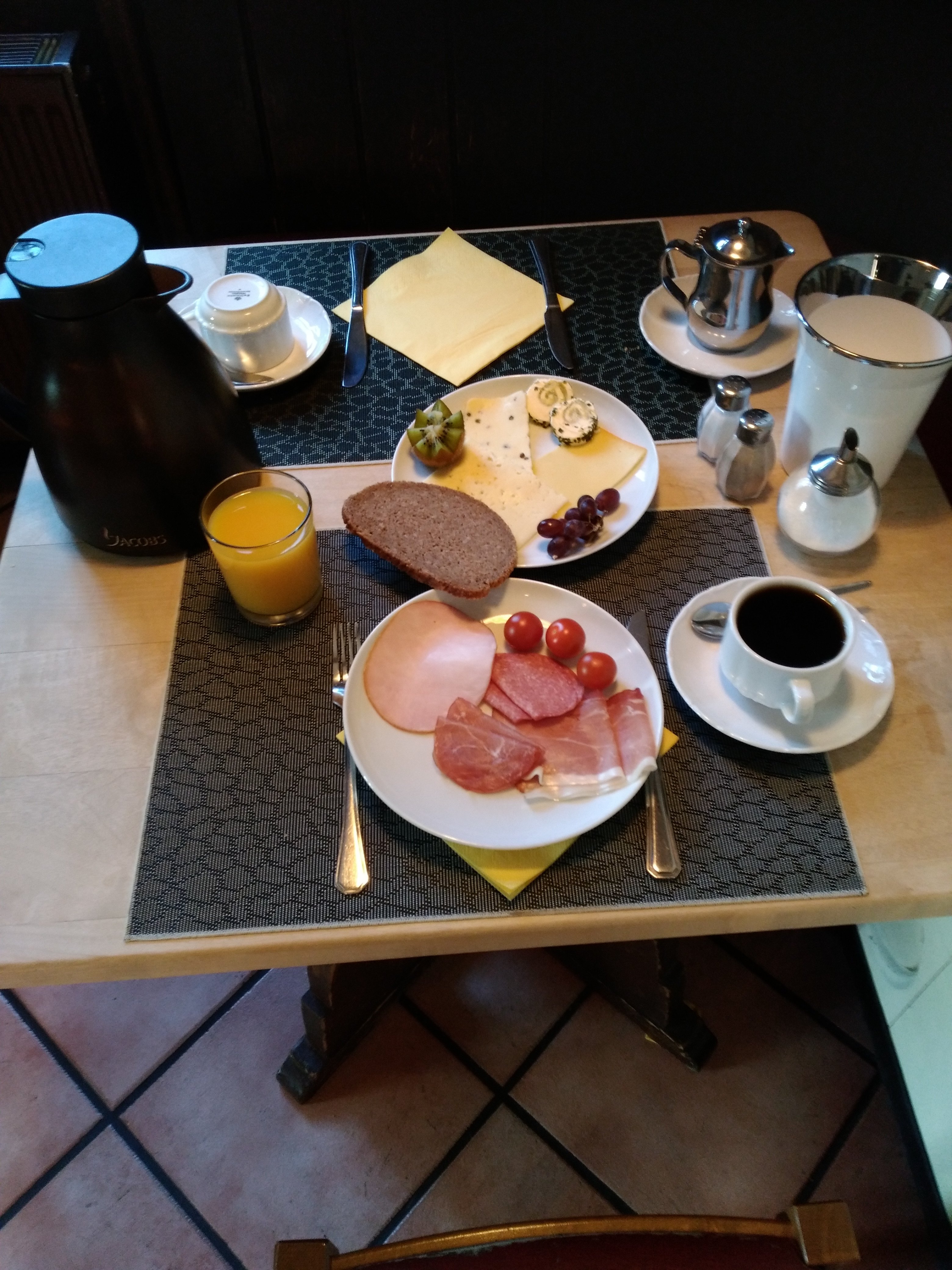 Brauhaus Buckeburg-餐饮