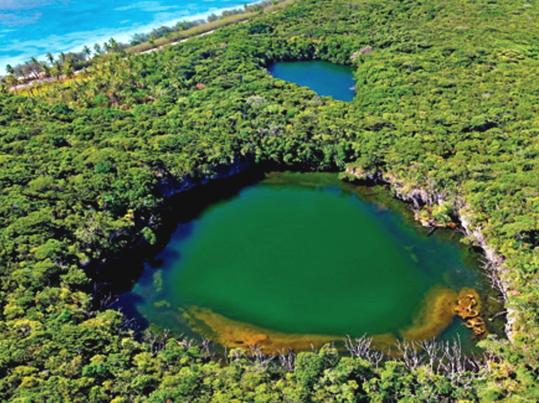 Blue Hole of Hanawa-Ouvea必去景点