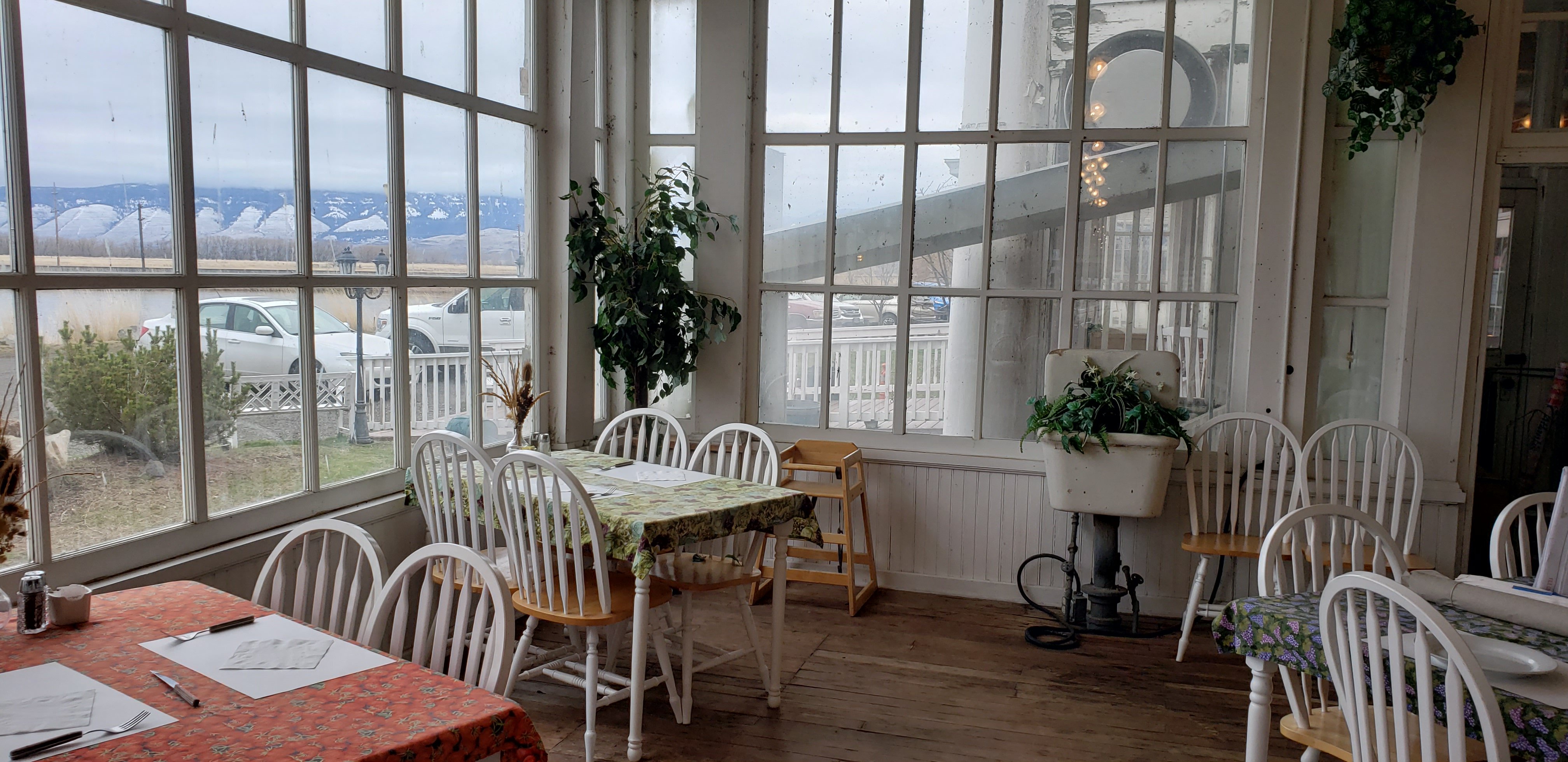 Hot Lake Springs Bed and Breakfast-官方