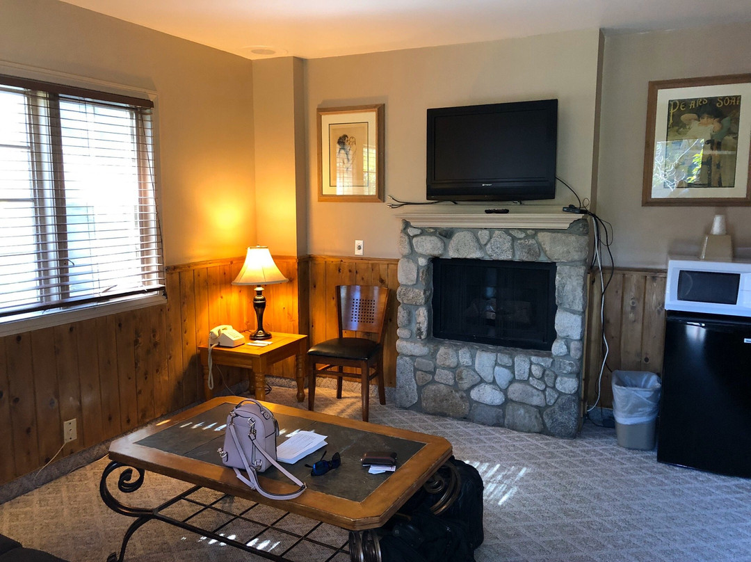 Saddleback Inn主图