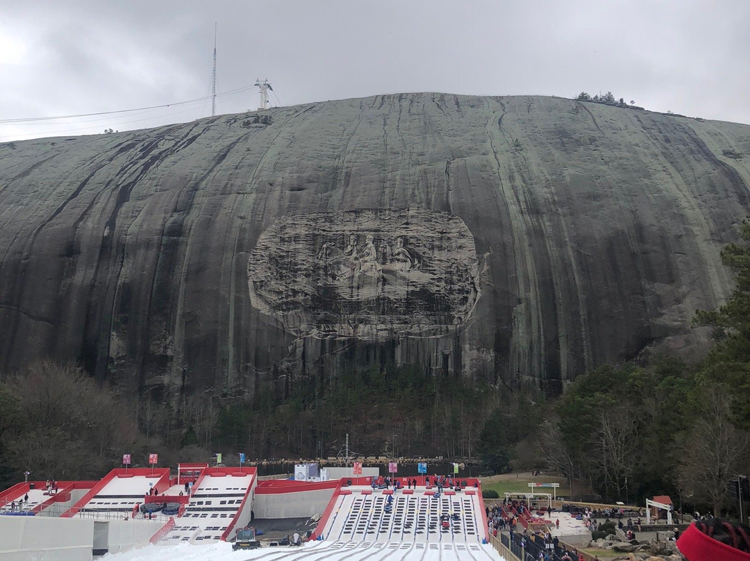 Snow Mountain at Stone Mountain Park-石山必去景点