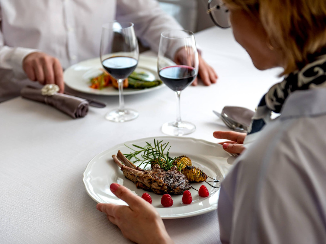 Nad Wodospadem主图