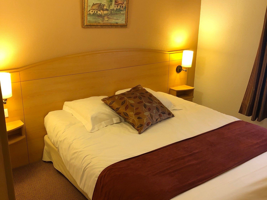 Brit Hotel Chateaudun主图