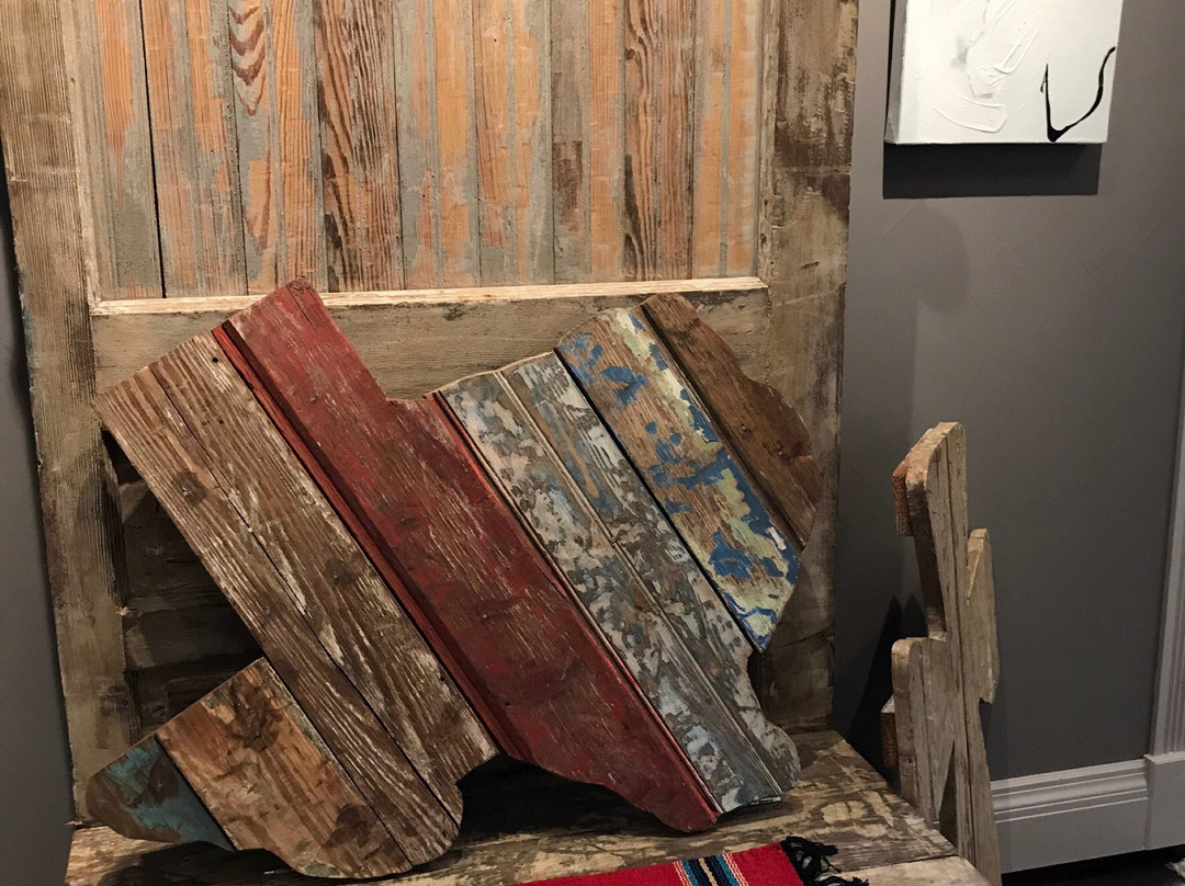 Michael Hodnett Art Gallery-Brenham必去景点